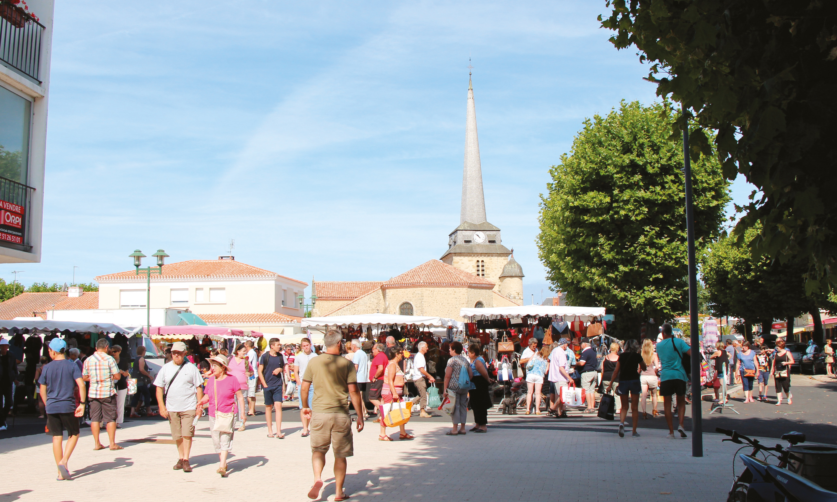 Marché Nocturne Saint Jean De Monts Horaires Grand marché Place Jean Yole | Saint Jean de Monts - Vendée