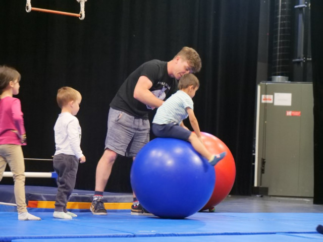 Instant Baby - Cirque 3/5 ans